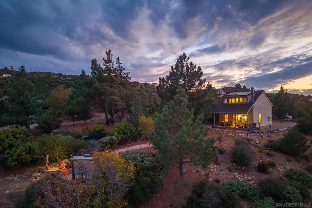 3129 Pheasant Dr, Julian, California 92036 home-pic-0