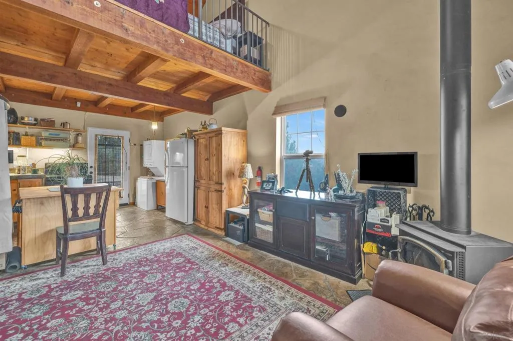 3129 Pheasant Dr, Julian, California 92036 home-pic-6