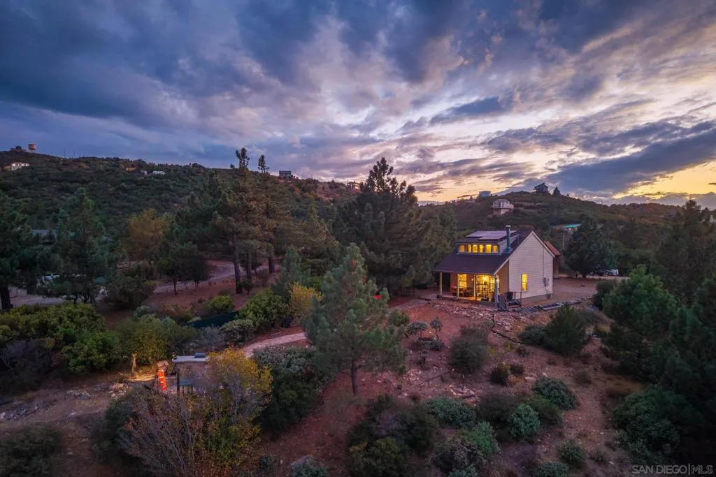 3129 Pheasant Dr, Julian, California 92036 home-pic-25