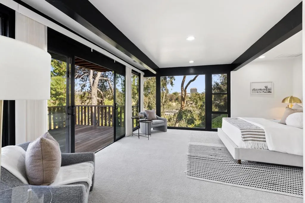 1004 W Walnut Ave., San Diego, California 92103 home-pic-30