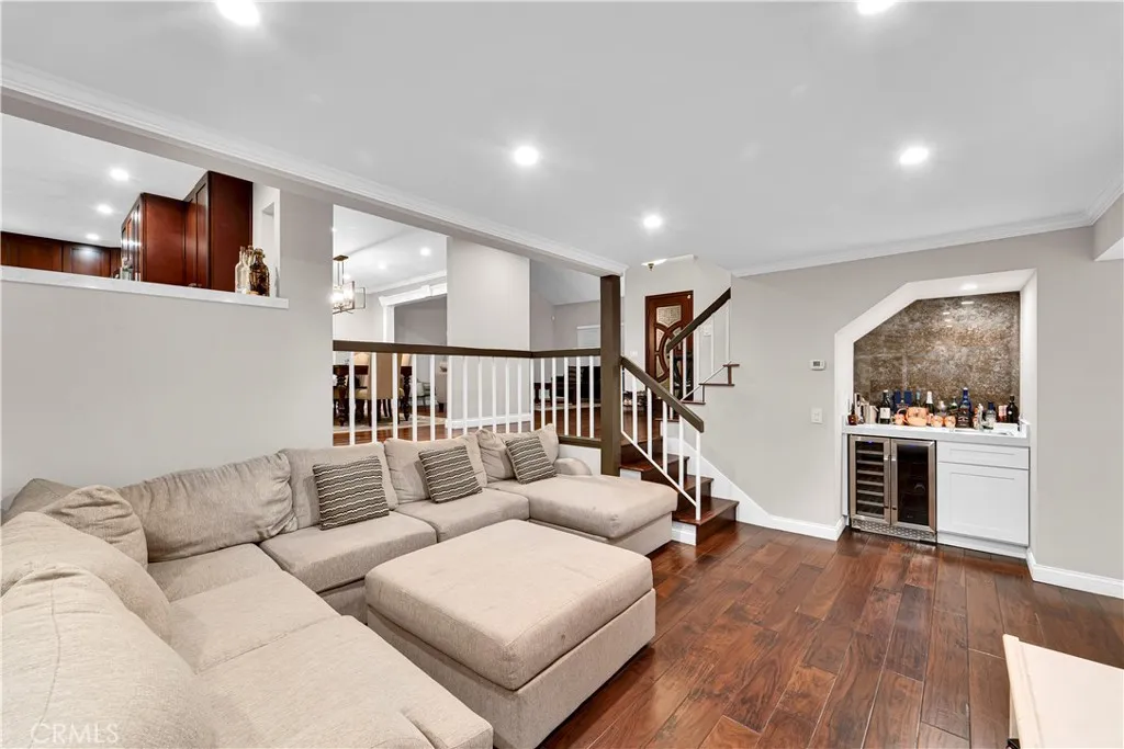 17045 Goya, Granada Hills, California 91344 home-pic-17