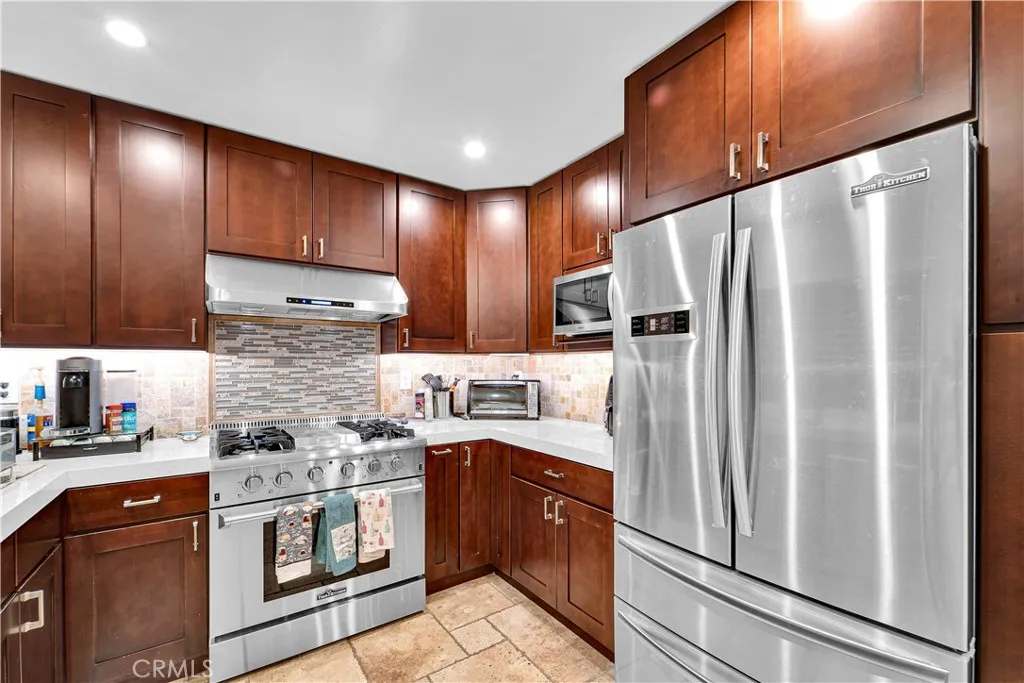 17045 Goya, Granada Hills, California 91344 home-pic-1