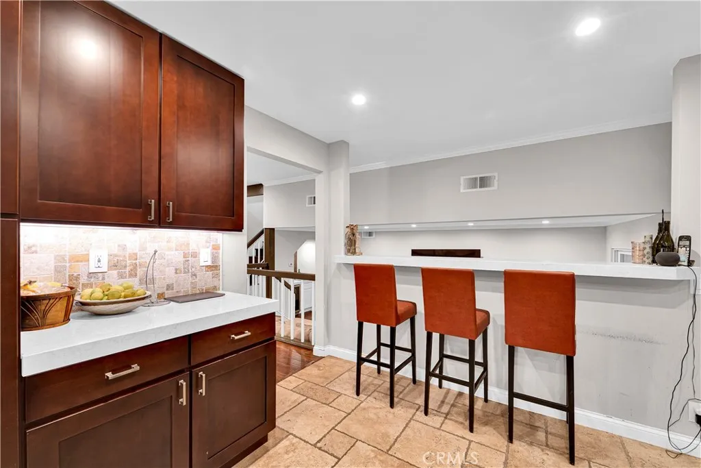 17045 Goya, Granada Hills, California 91344 home-pic-2