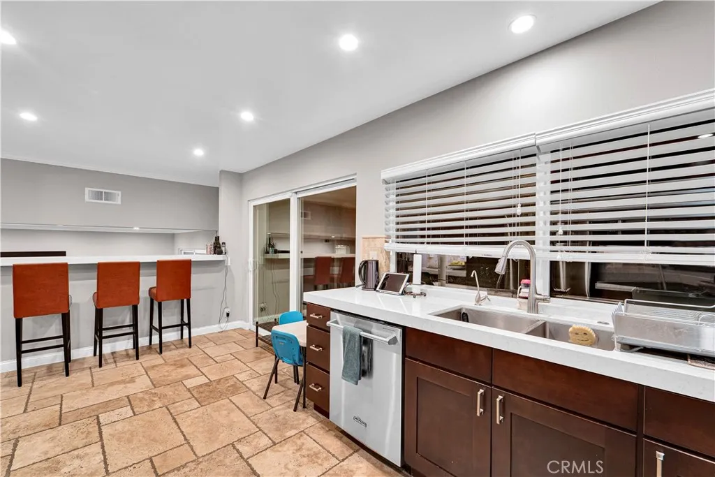17045 Goya, Granada Hills, California 91344 home-pic-7