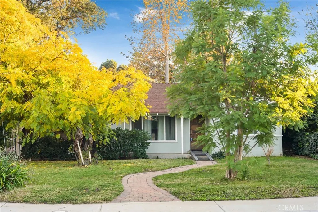 17806 Erwin, Encino, California 91316 home-pic-1