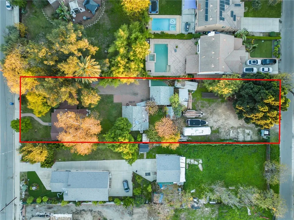 17806 Erwin, Encino, California 91316 home-pic-43