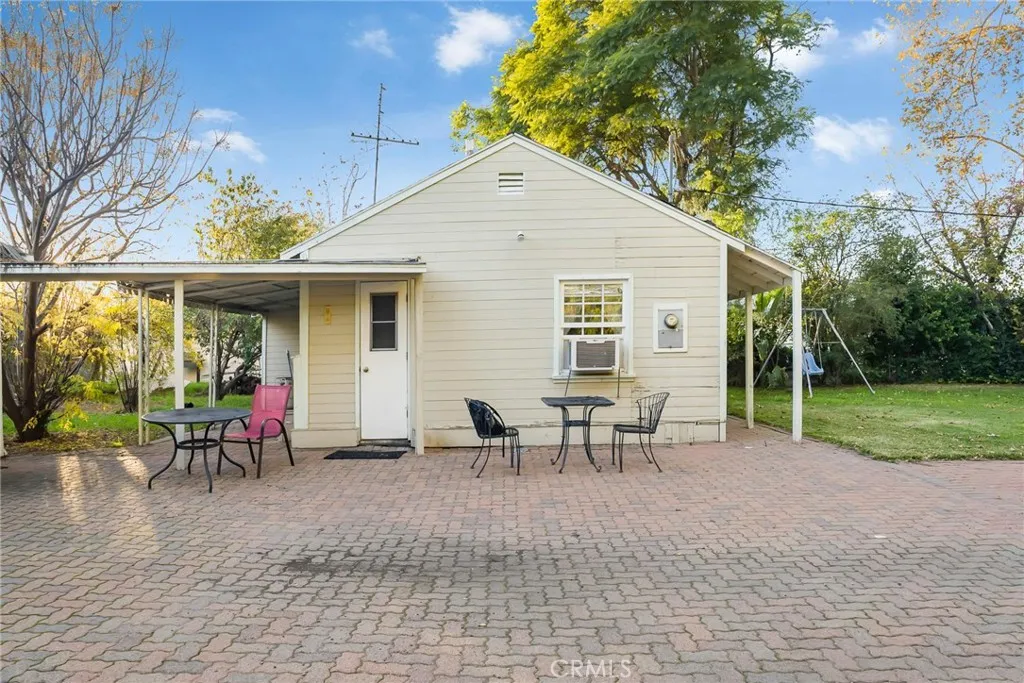 17806 Erwin, Encino, California 91316 home-pic-28