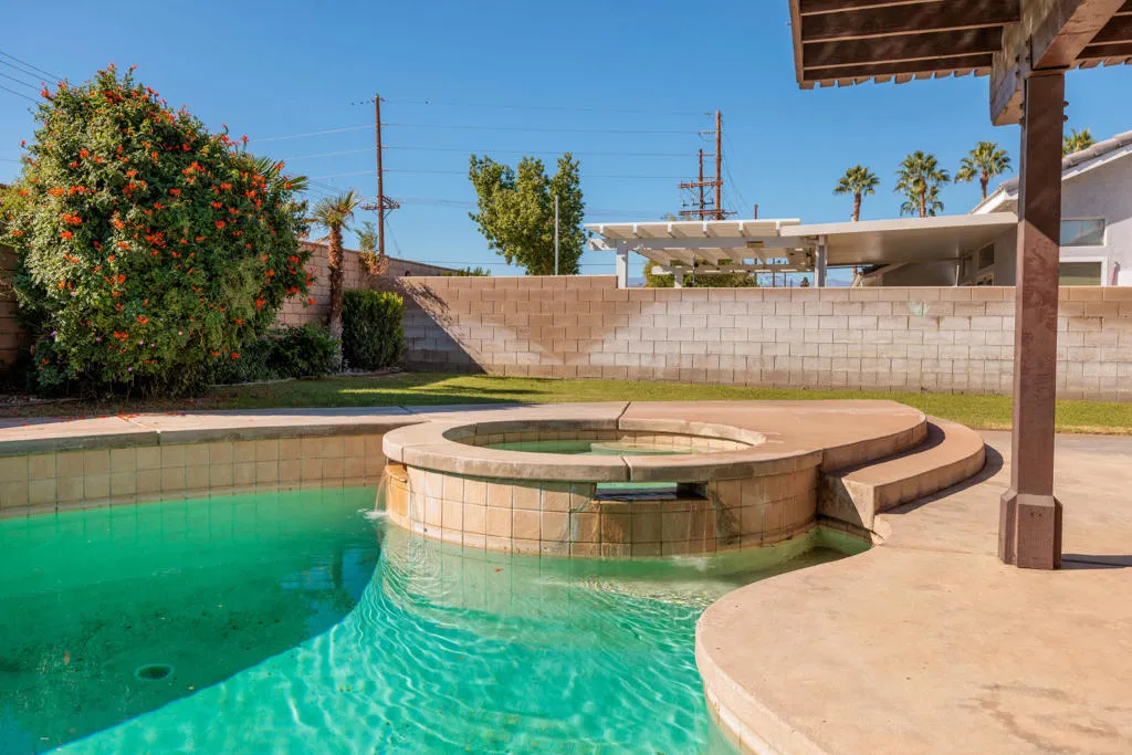 81253 Coco Palm Drive, Indio, California 92201 home-pic-16
