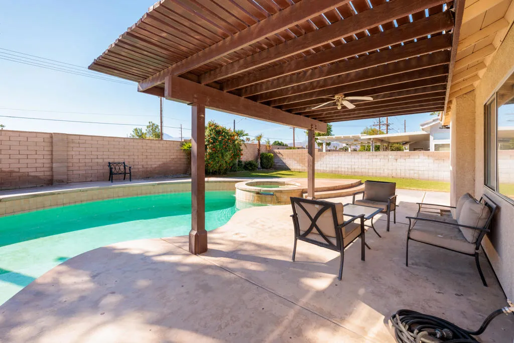 81253 Coco Palm Drive, Indio, California 92201 home-pic-15