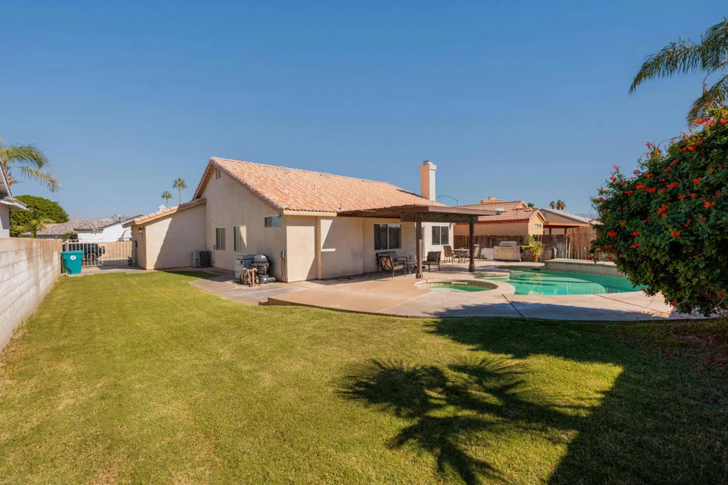81253 Coco Palm Drive, Indio, California 92201 home-pic-17