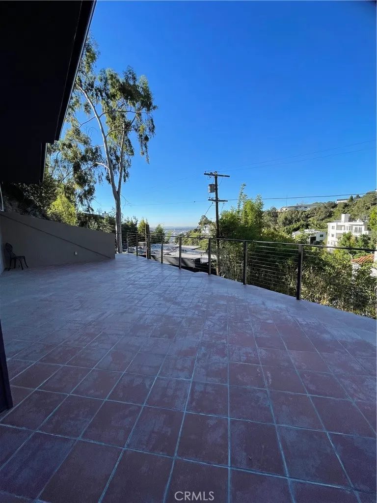 8655 Hillside, Los Angeles, California 90069 home-pic-8