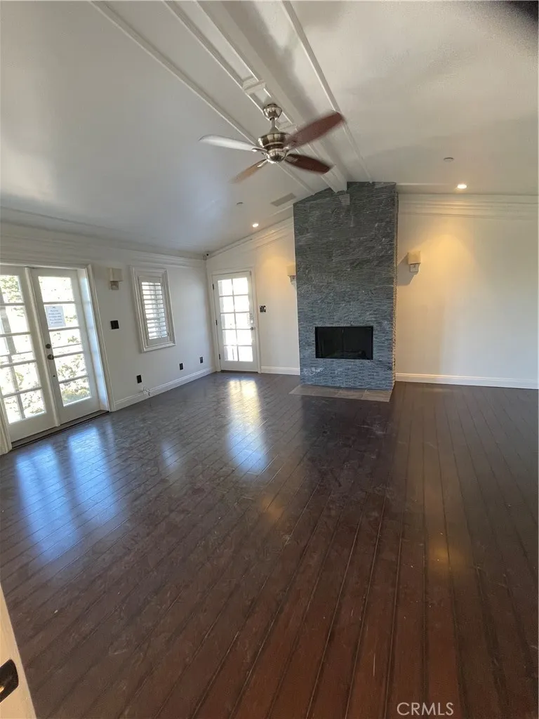 8655 Hillside, Los Angeles, California 90069 home-pic-12