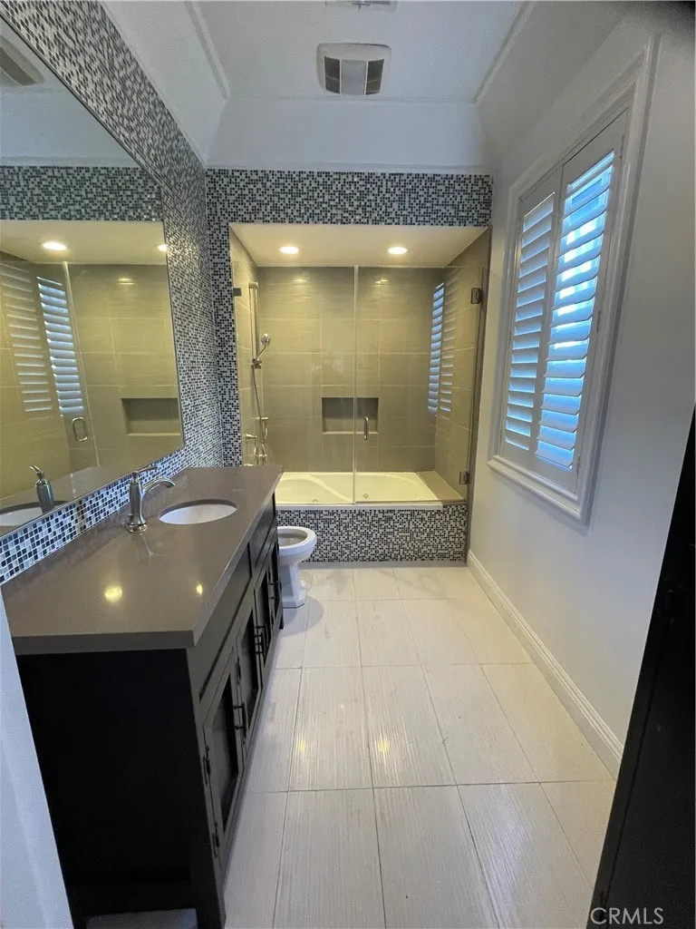 8655 Hillside, Los Angeles, California 90069 home-pic-7