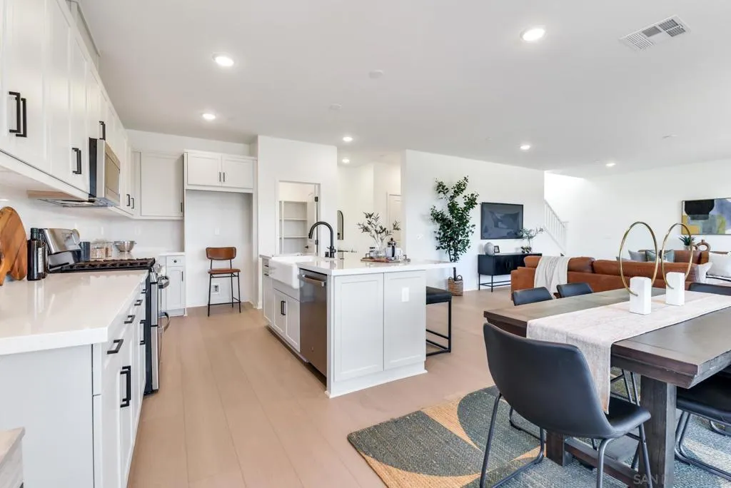 650 Meadowood St Lot 395, Fallbrook, California 92028 home-pic-5