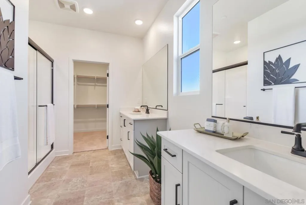 650 Meadowood St Lot 395, Fallbrook, California 92028 home-pic-16