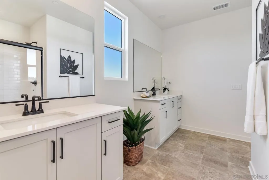 650 Meadowood St Lot 395, Fallbrook, California 92028 home-pic-17