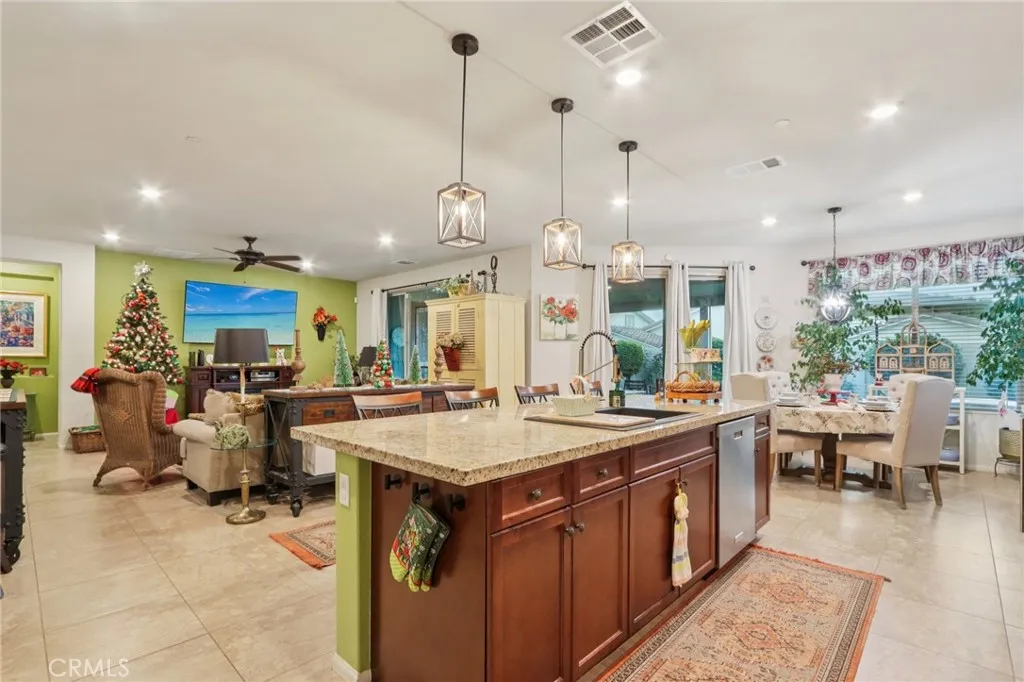 1639 Via Simpatico, Hemet, California 92545 home-pic-19