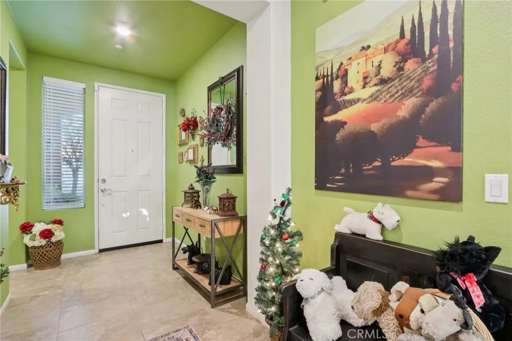 1639 Via Simpatico, Hemet, California 92545 home-pic-4