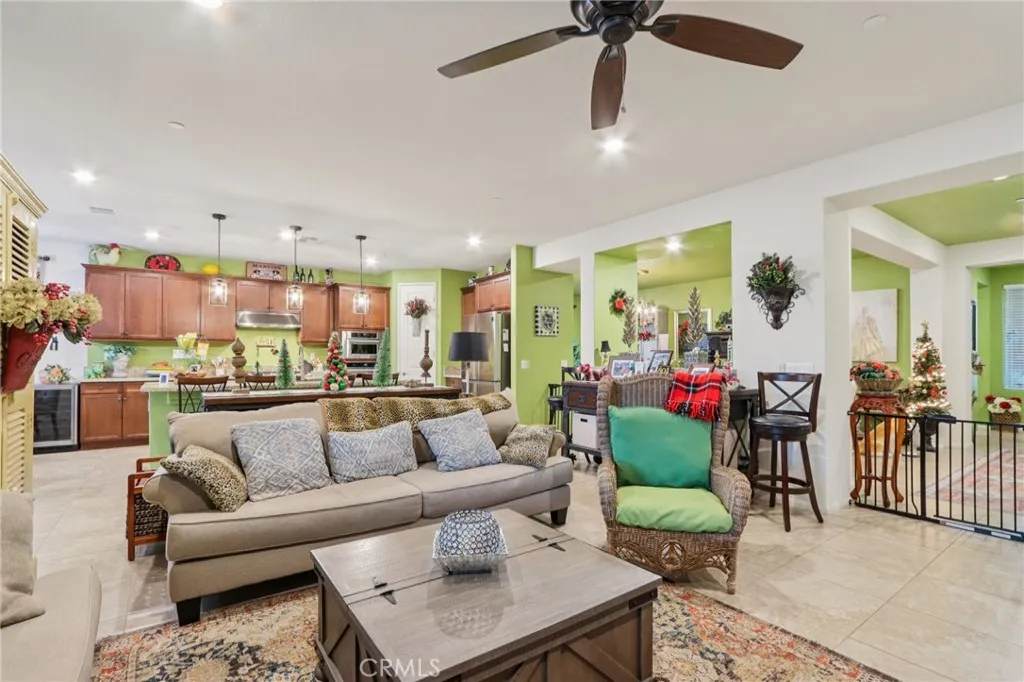 1639 Via Simpatico, Hemet, California 92545 home-pic-16