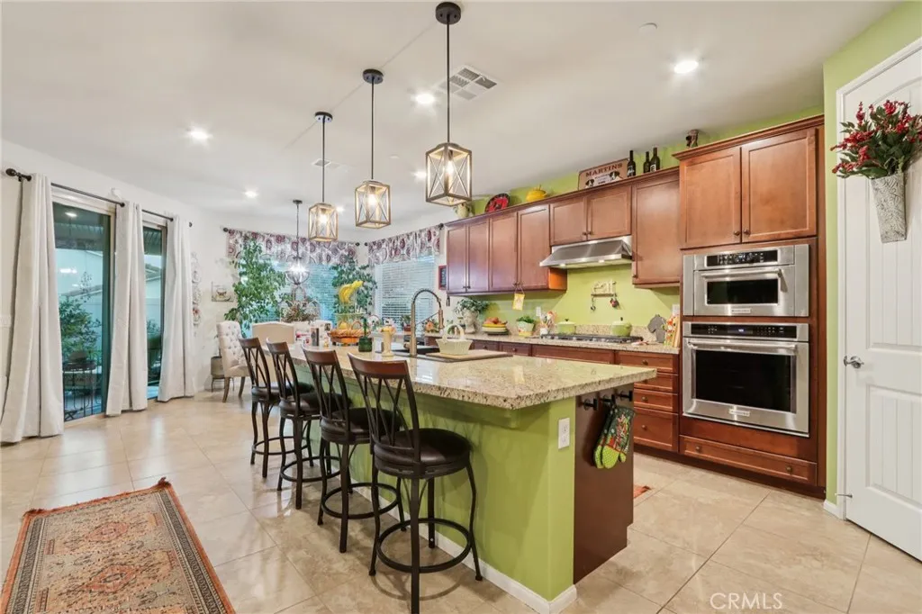 1639 Via Simpatico, Hemet, California 92545 home-pic-18