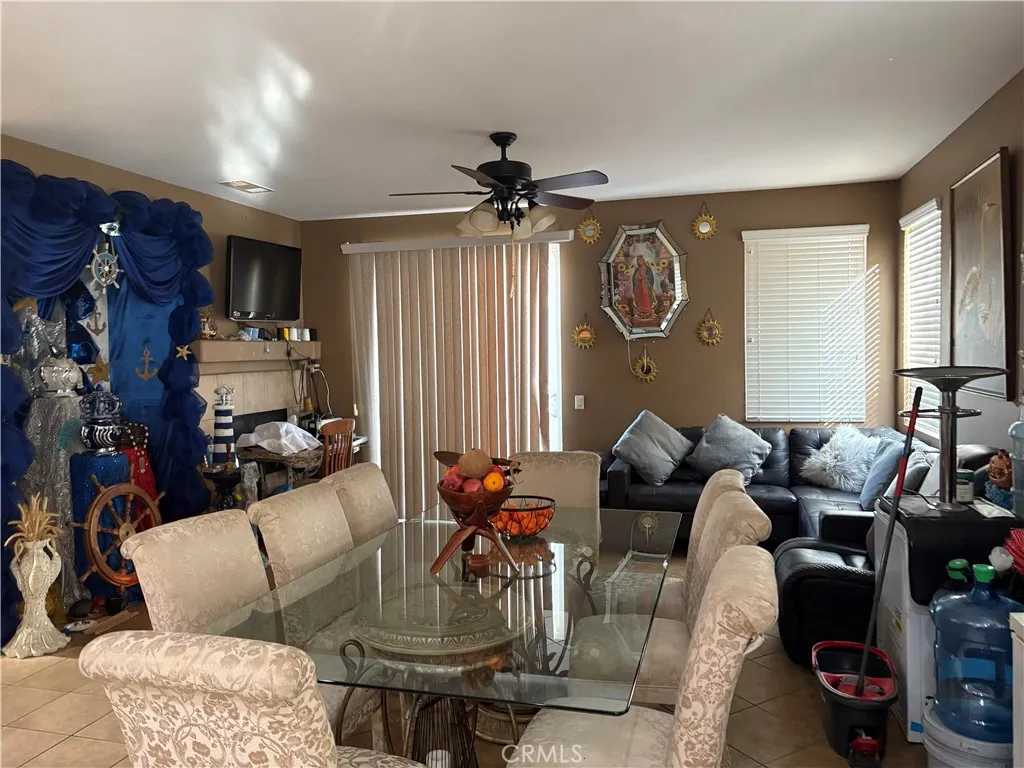 27742 Hollyoak, Menifee, California 92585 home-pic-2