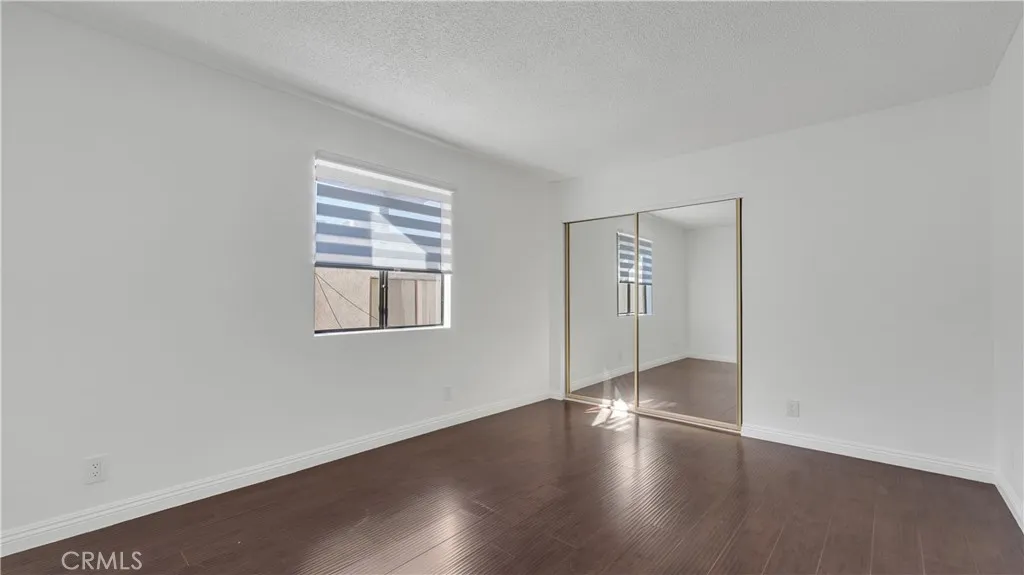527 B E Elmwood, Burbank, California 91501 home-pic-10