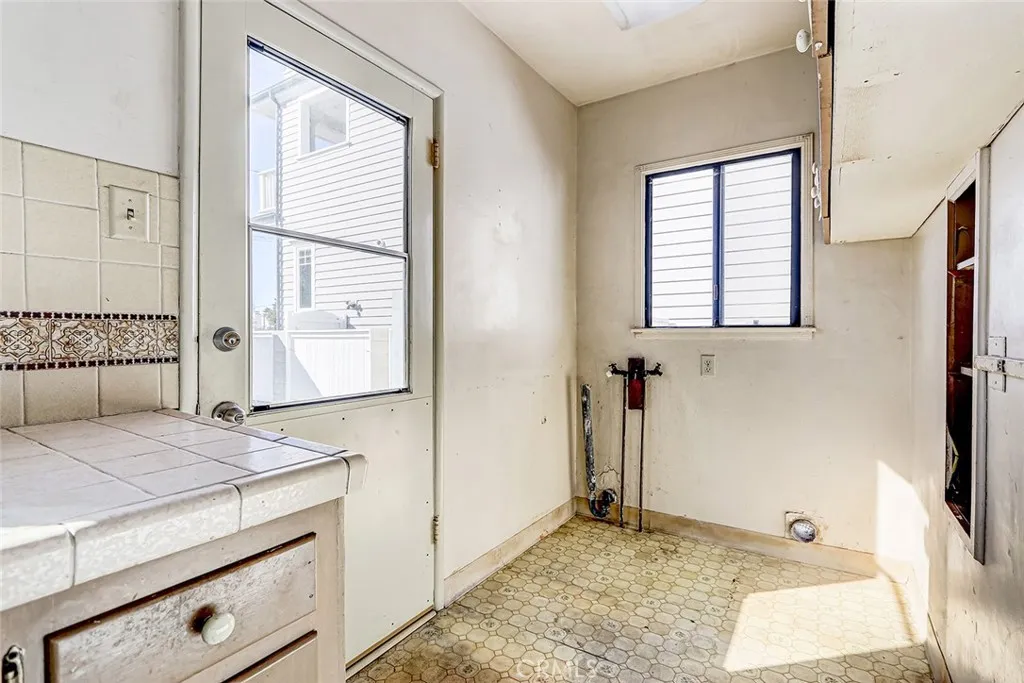 340 Avenue F, Redondo Beach, California 90277 home-pic-21