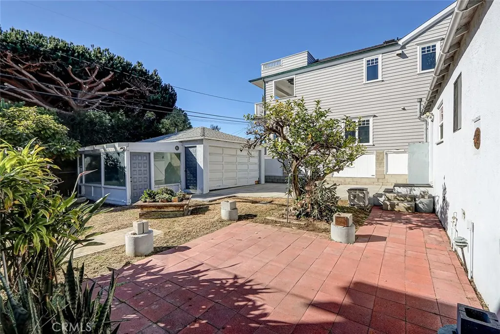 340 Avenue F, Redondo Beach, California 90277 home-pic-33