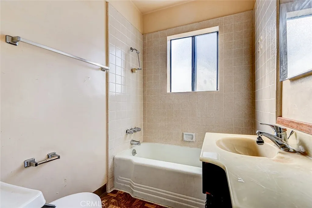 340 Avenue F, Redondo Beach, California 90277 home-pic-6