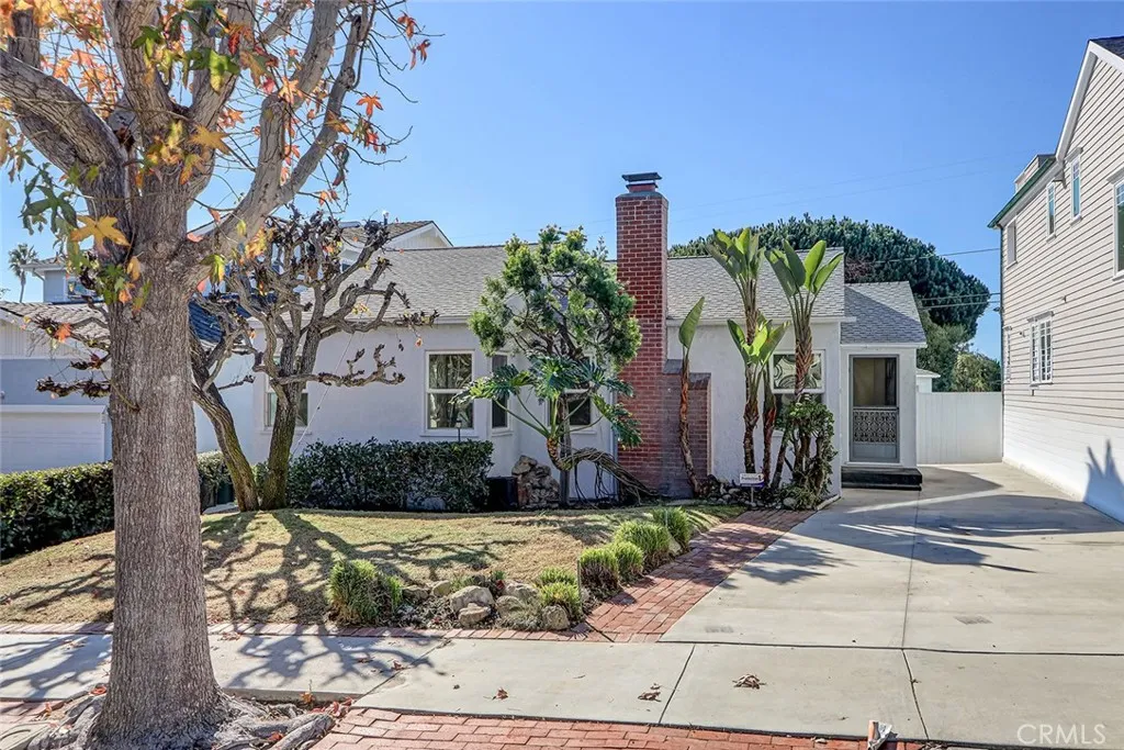 340 Avenue F, Redondo Beach, California 90277 home-pic-1
