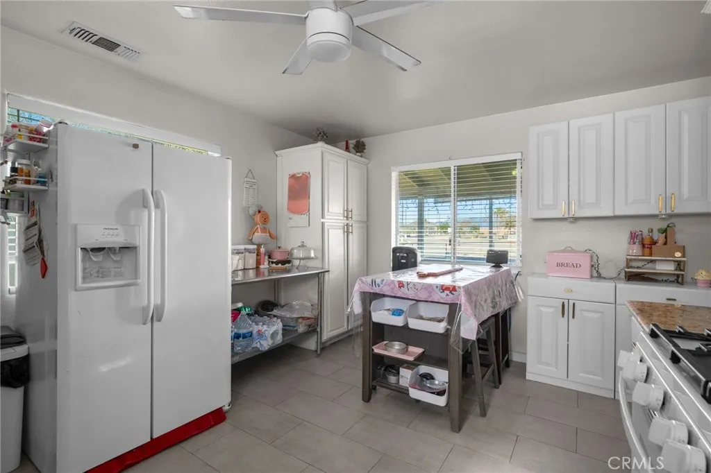 826 W Main, Riverside, California 92507 home-pic-16