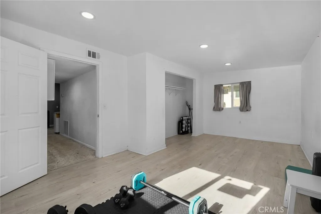 826 W Main, Riverside, California 92507 home-pic-42