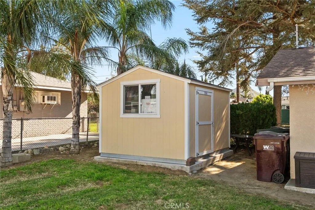 826 W Main, Riverside, California 92507 home-pic-3