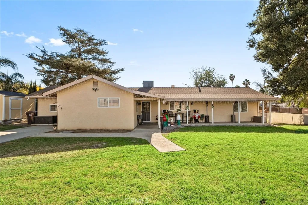 826 W Main, Riverside, California 92507 home-pic-1