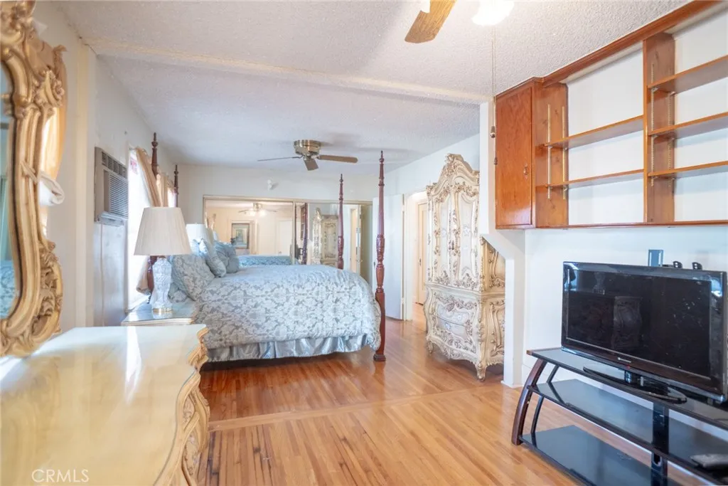 5934 Madden, Los Angeles, California 90043 home-pic-20