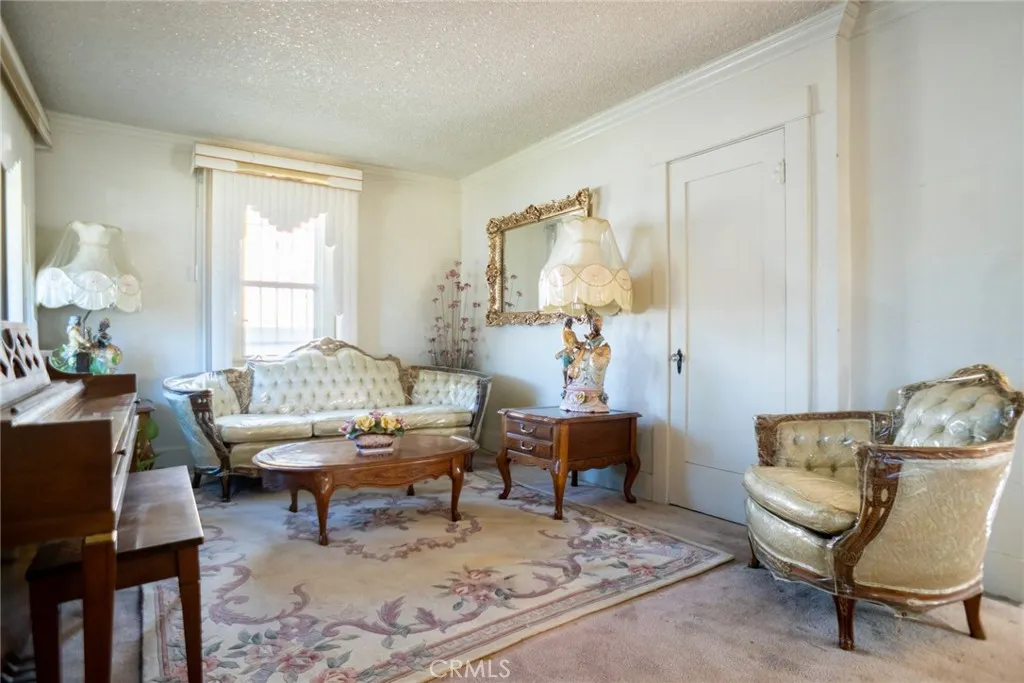 5934 Madden, Los Angeles, California 90043 home-pic-9