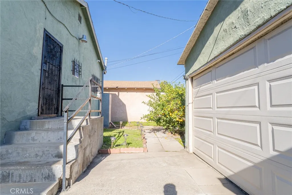5934 Madden, Los Angeles, California 90043 home-pic-28