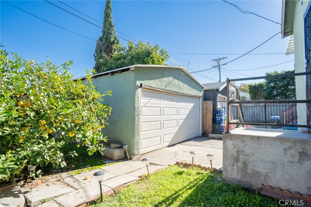 5934 Madden, Los Angeles, California 90043 home-pic-31