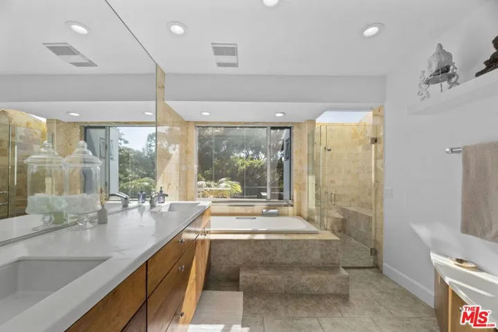 641 Walther Way, Los Angeles, California 90049