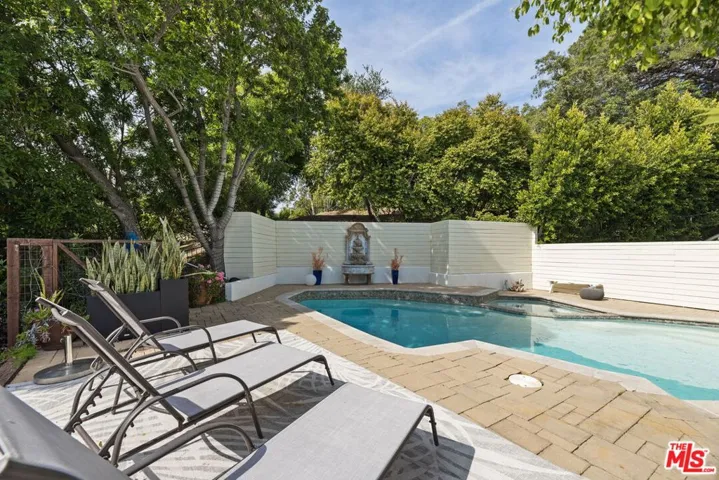 641 Walther Way, Los Angeles, California 90049