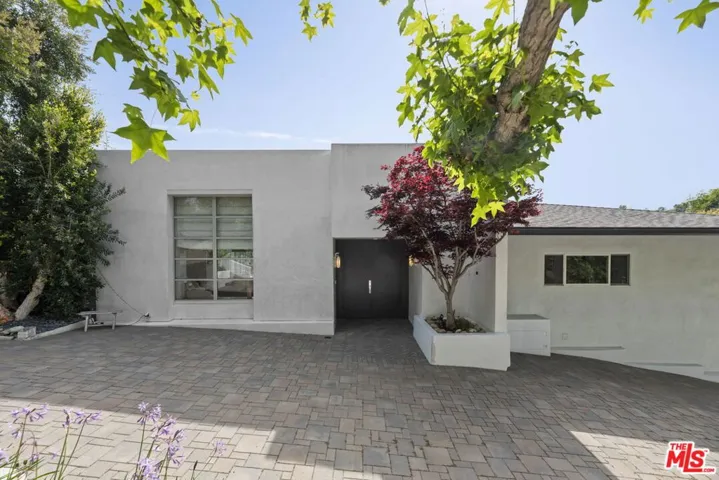 641 Walther Way, Los Angeles, California 90049