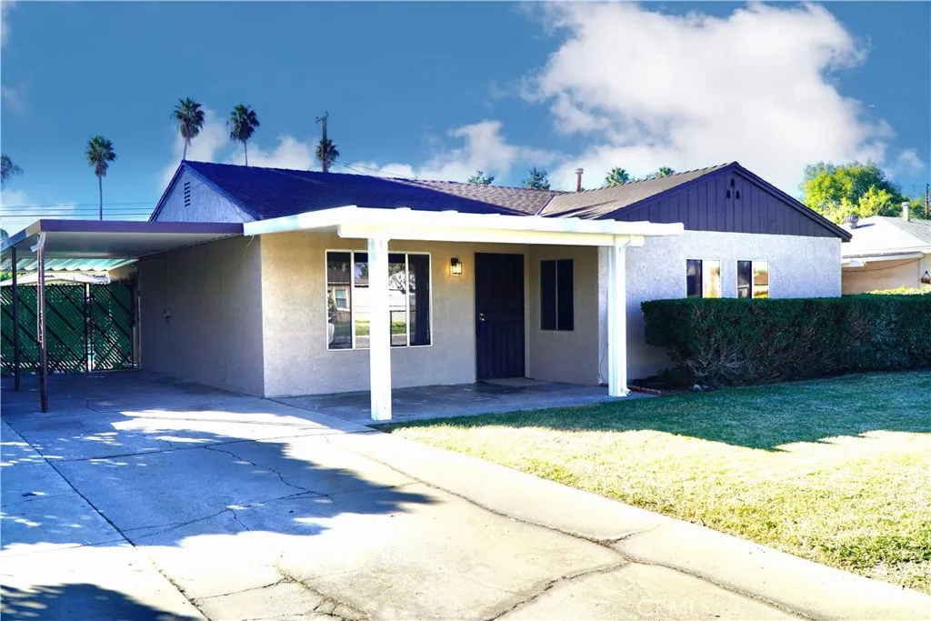 8654 Greenpoint Avenue, Riverside, California 92503 home-pic-31