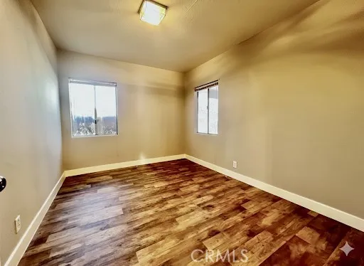 8654 Greenpoint Avenue, Riverside, California 92503 home-pic-21