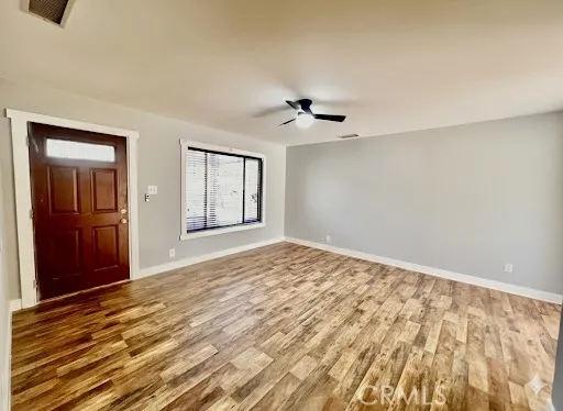 8654 Greenpoint Avenue, Riverside, California 92503 home-pic-6