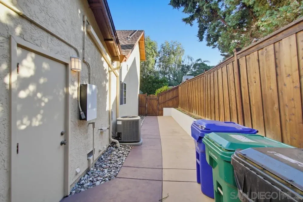 11385 Paseo Albacete, San Diego, California 92129 home-pic-48