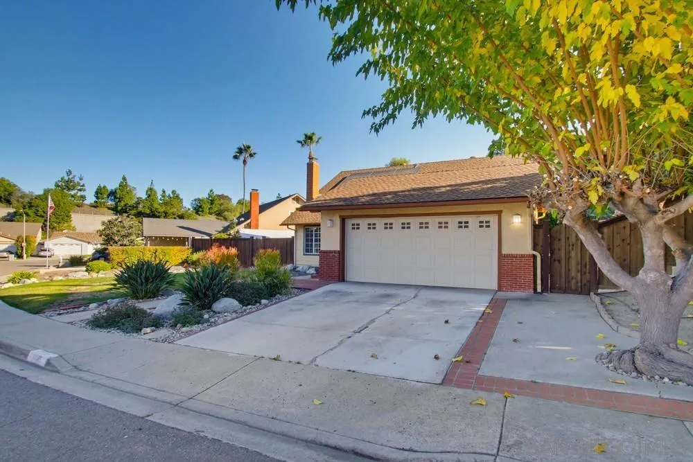 11385 Paseo Albacete, San Diego, California 92129 home-pic-2