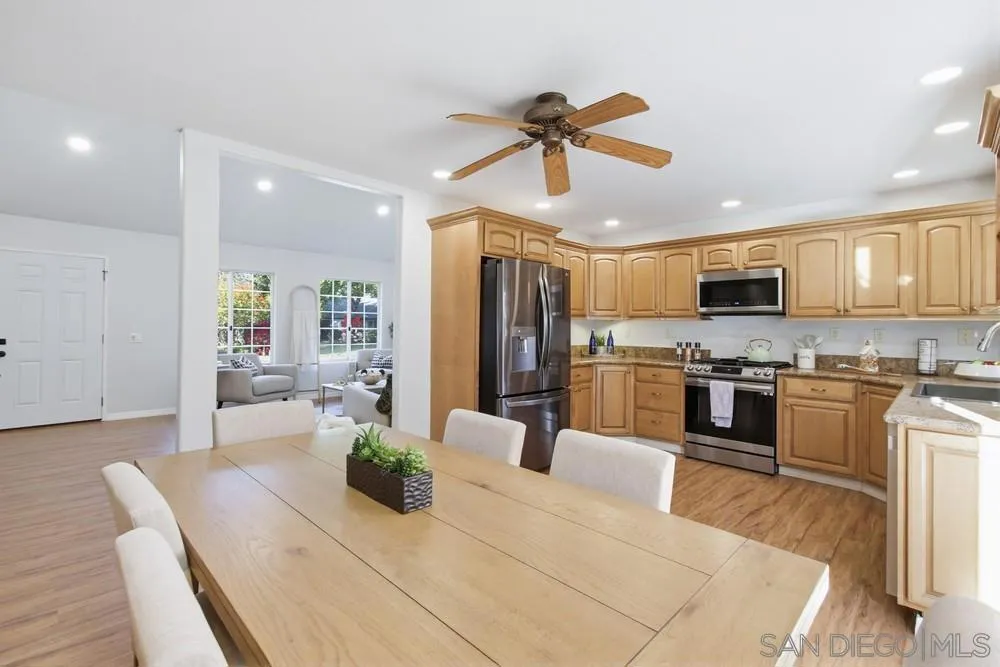 11385 Paseo Albacete, San Diego, California 92129 home-pic-8