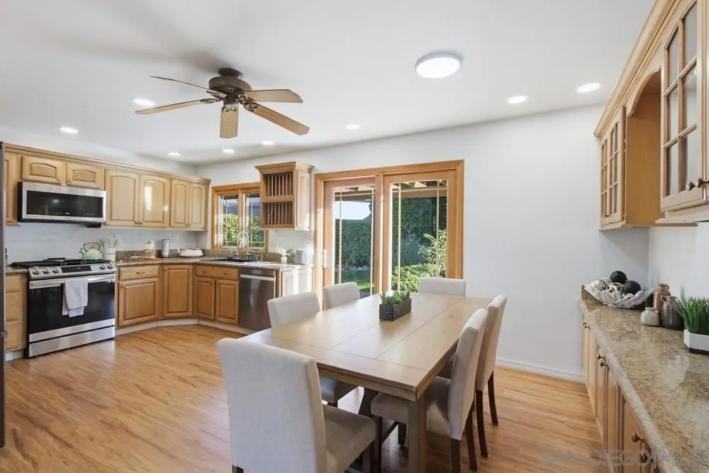 11385 Paseo Albacete, San Diego, California 92129 home-pic-7