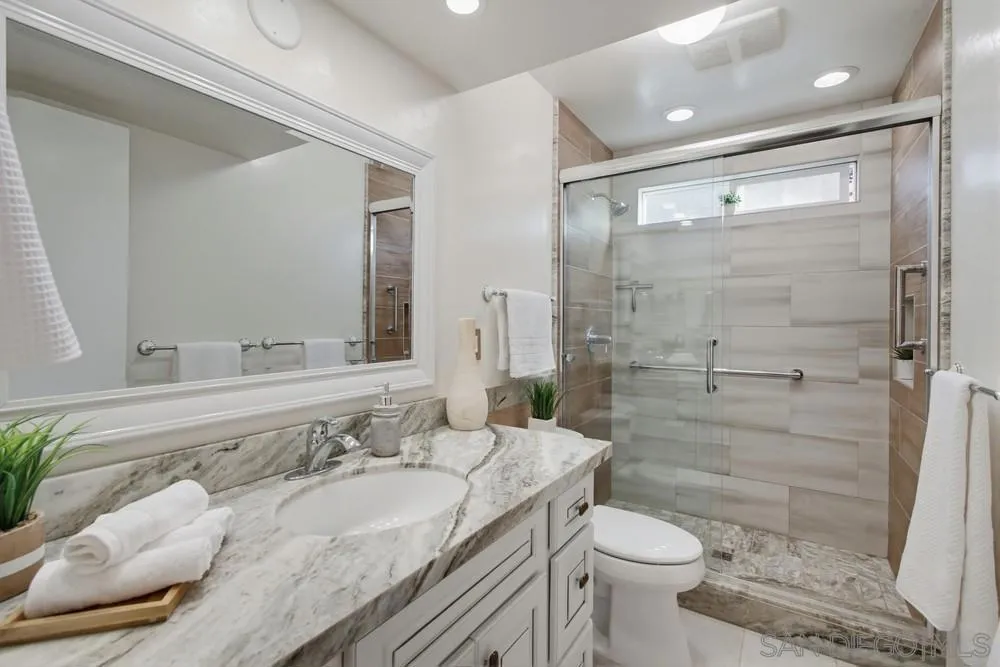 11385 Paseo Albacete, San Diego, California 92129 home-pic-15