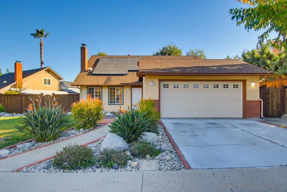 11385 Paseo Albacete, San Diego, California 92129 home-pic-1
